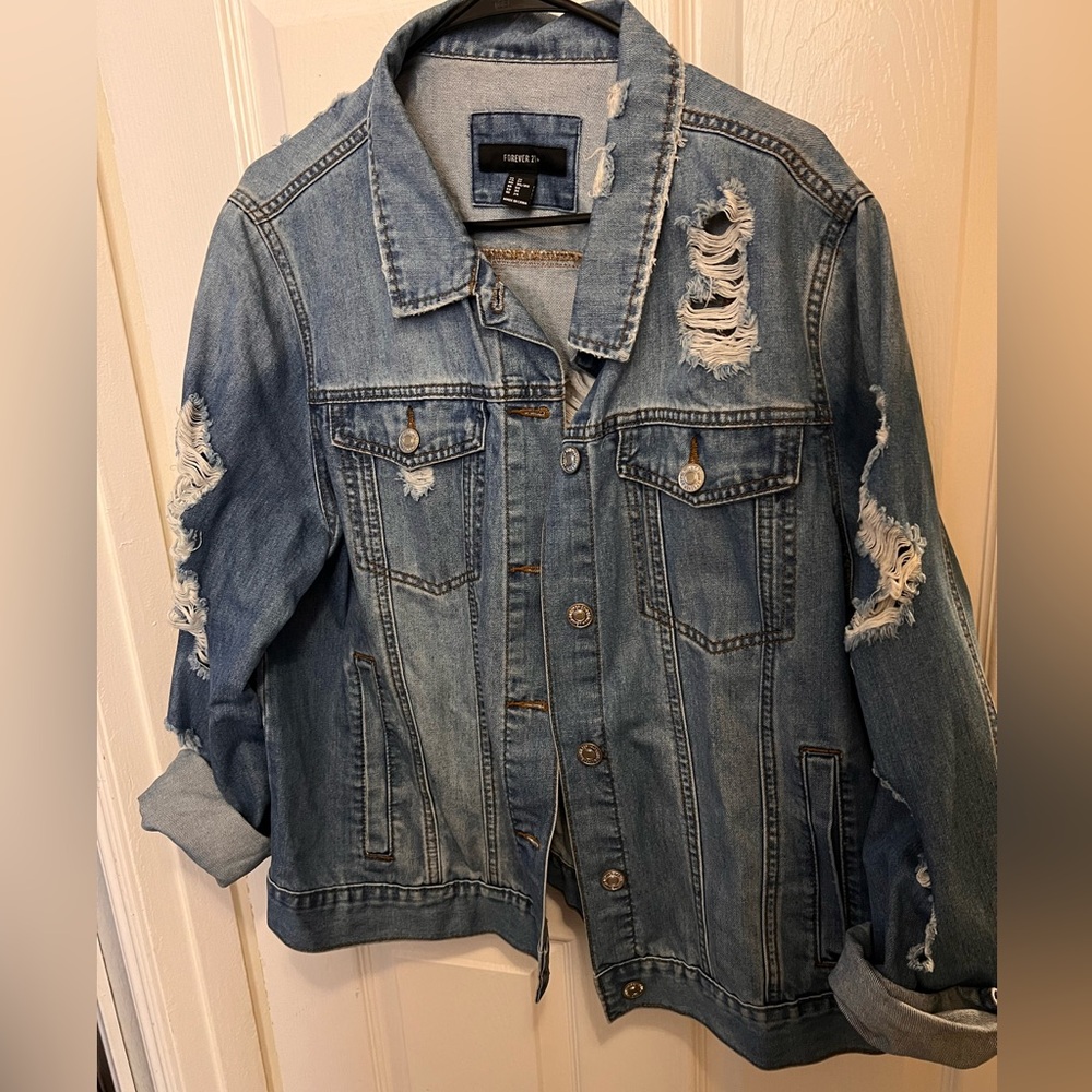 3x Destroyed Denim Jacket Forever 21